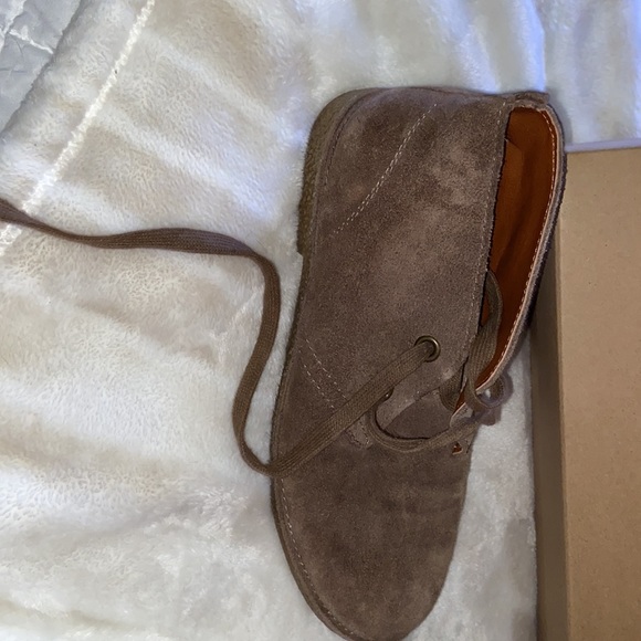 Lucky brand tan suede short boots - Picture 2 of 9